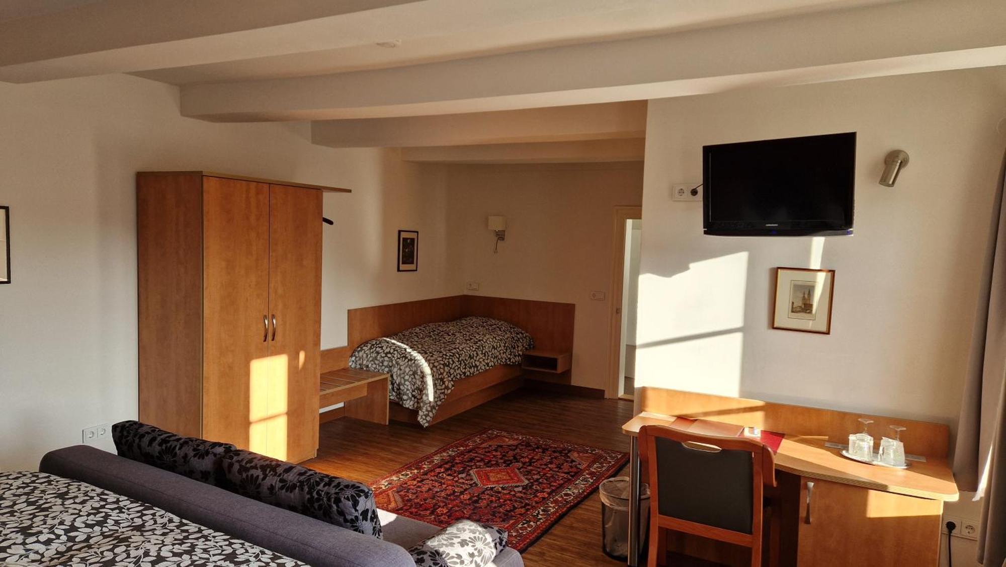 Hotel Garni Demmel & Cie Rohrsheim エクステリア 写真