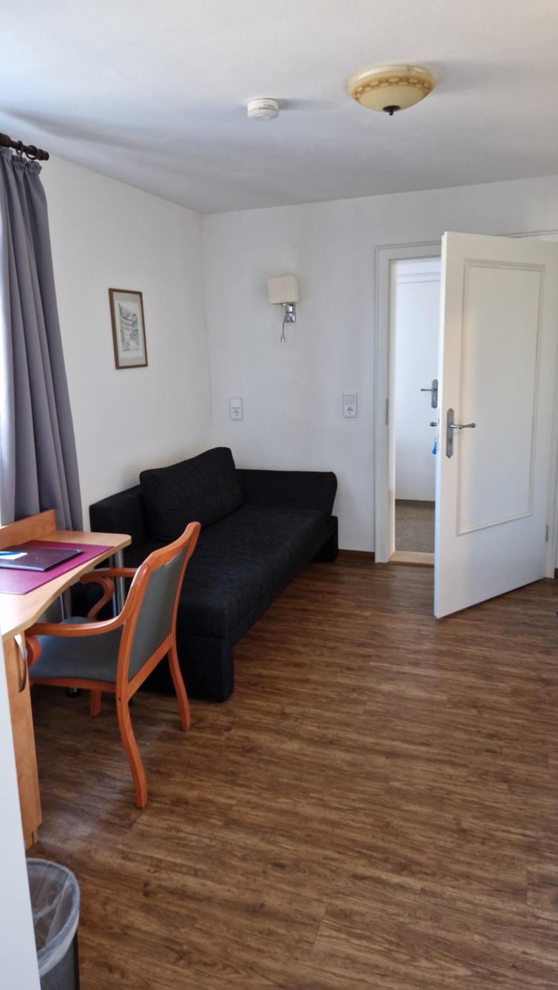 Hotel Garni Demmel & Cie Rohrsheim エクステリア 写真