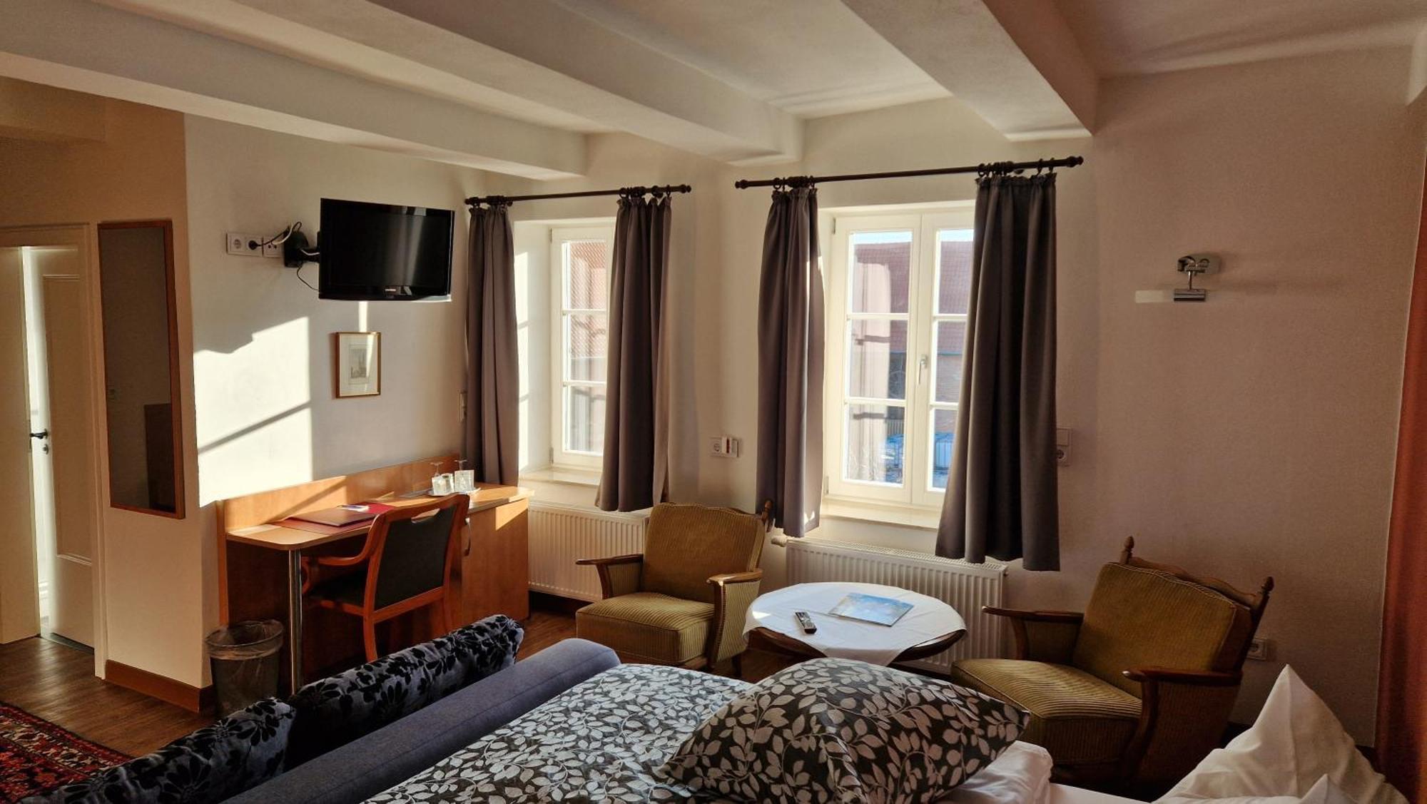 Hotel Garni Demmel & Cie Rohrsheim エクステリア 写真